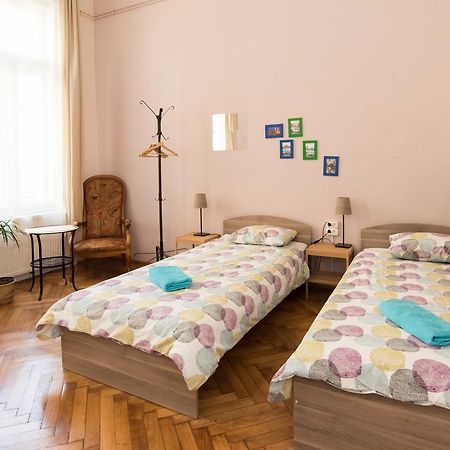 Downtown Oasis Hostel Budapest Luaran gambar